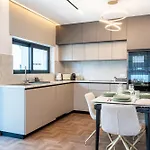 Itero 2-br Luxury By Makenzy Apartment *