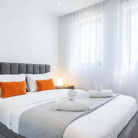 Appartamento Itero 2-br Luxury By Makenzy