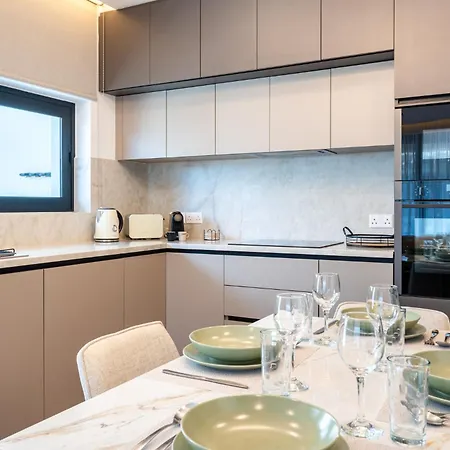 Itero 2-bedroom Luxury דירה